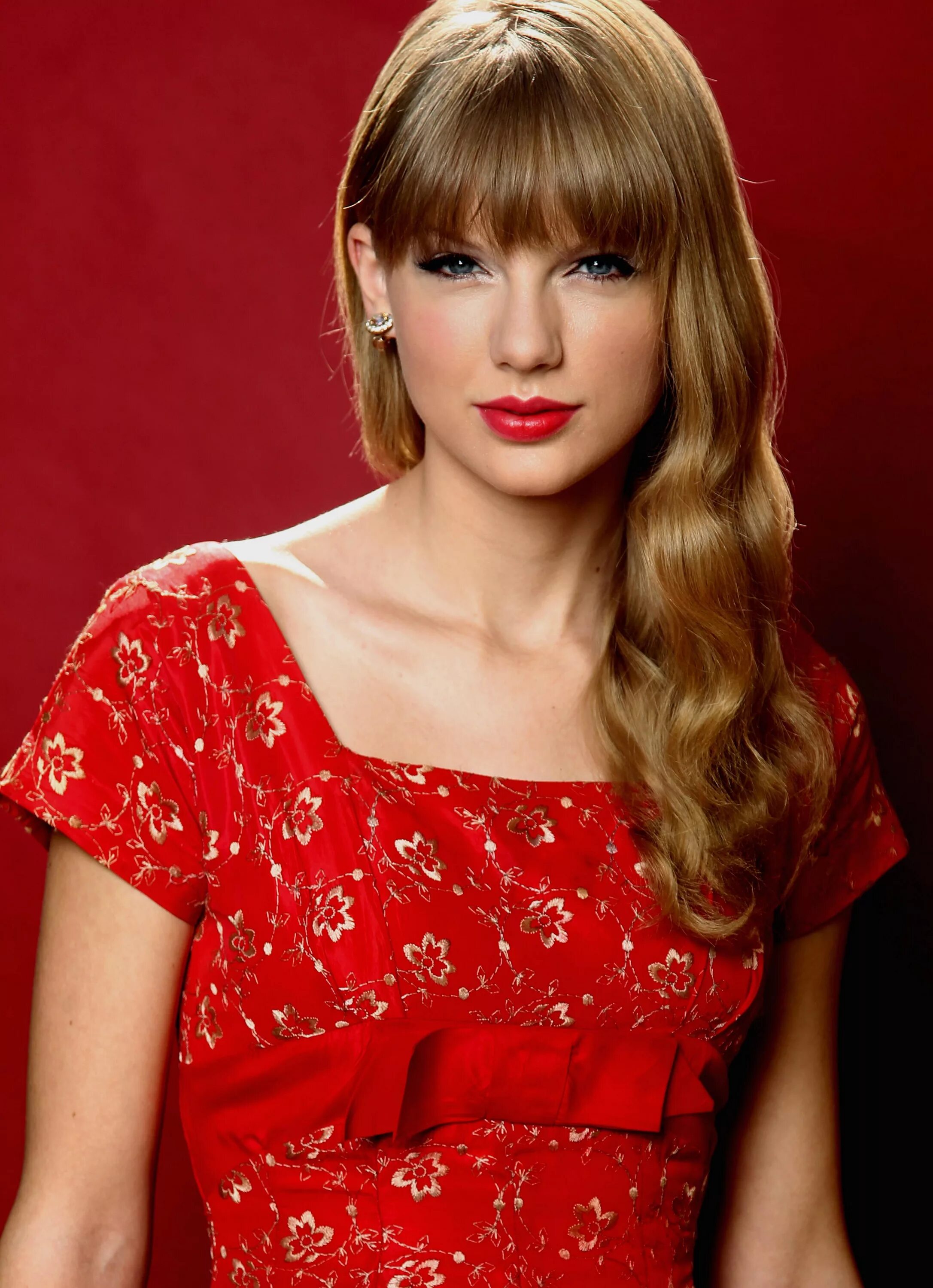 Тейлор свифт вк. Тейлор Свифт. Taylor Swift Тейлор Свифт. Тейлор Свифт фото. Taylor Swift poster.