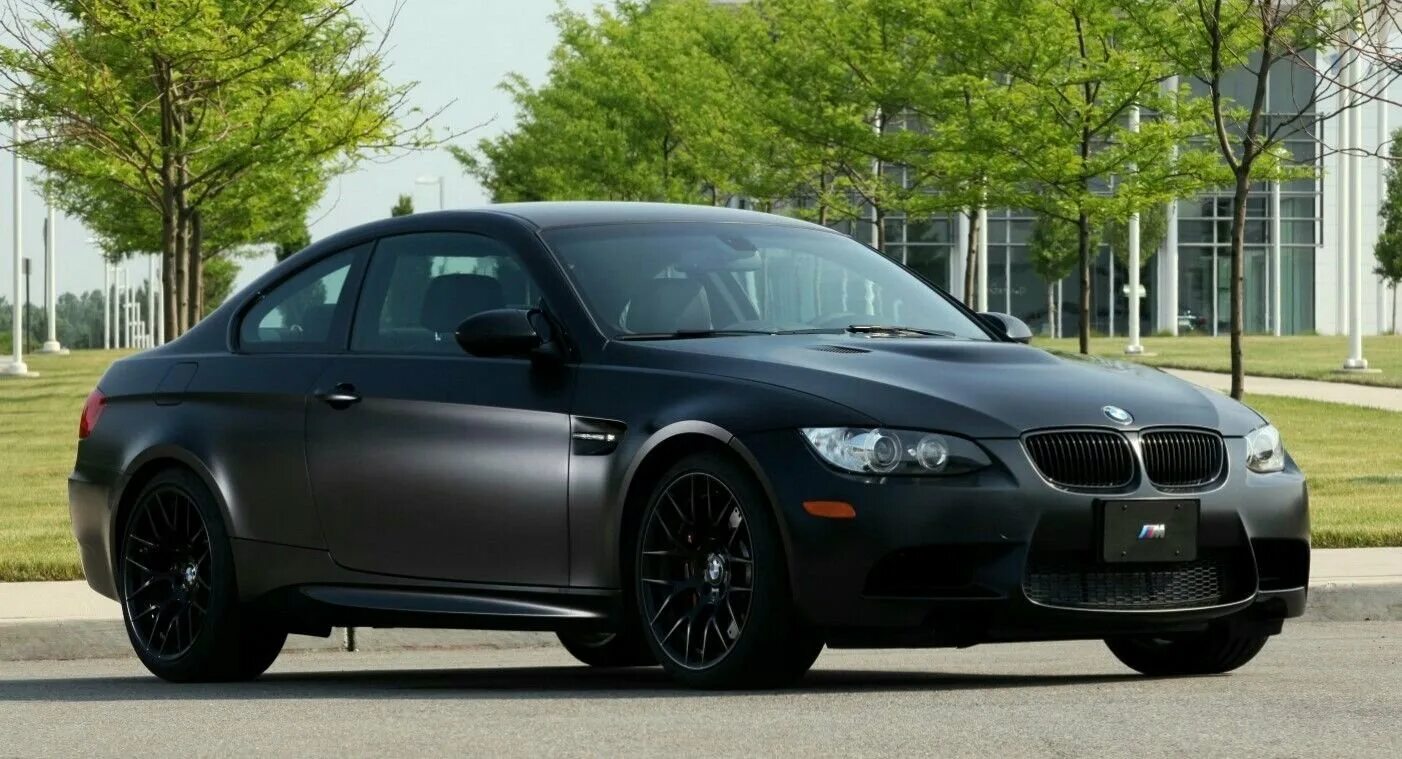 Bmw черная матовая. BMW m3 Black. БМВ m3 черная. BMW m3 купе черная. BMW m5 черная матовая.