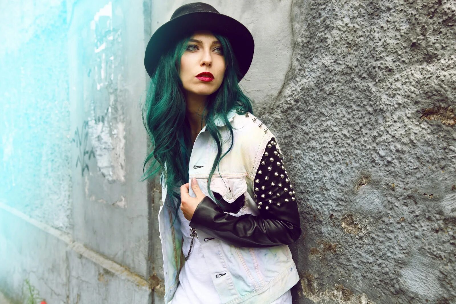 стиль гранж пеппи. образ в стиле гранж. бунтарский гранж стиль. бунтарский гранж стиль. Luanna perez волосы.