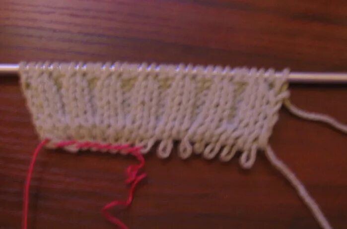 Фабричный набор петель спицами для резинки 1х1. Фабричный край 1х1 спицами. Фабричный край 1х1 спицами. Резинки. Фабричный край 1х1 спицами.