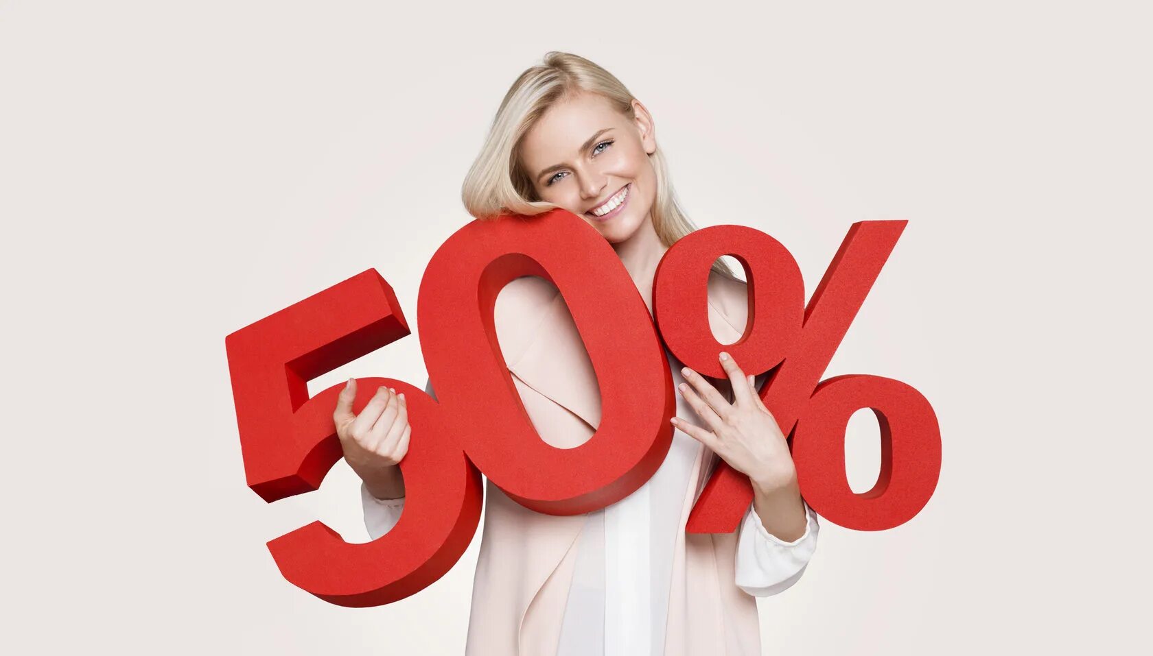 Скидки. Скидка 50%. Скидка 50 процентов. Скидка на платья 50%. Более пятидесяти процентов