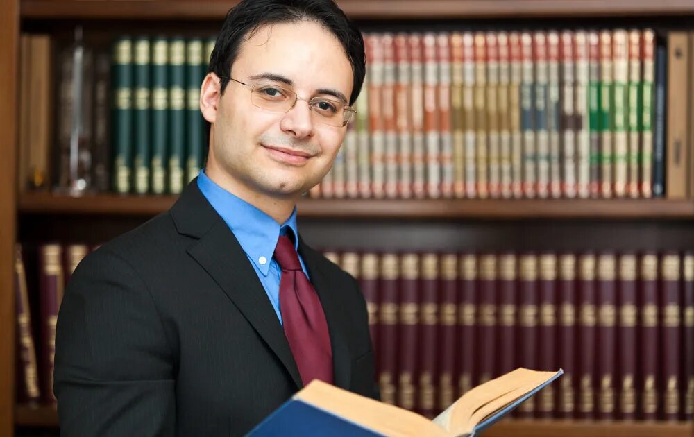 Образованный человек 21 века. Ученые юристы. Портрет адвоката. Портрет образованного человека. Красивый юрист.