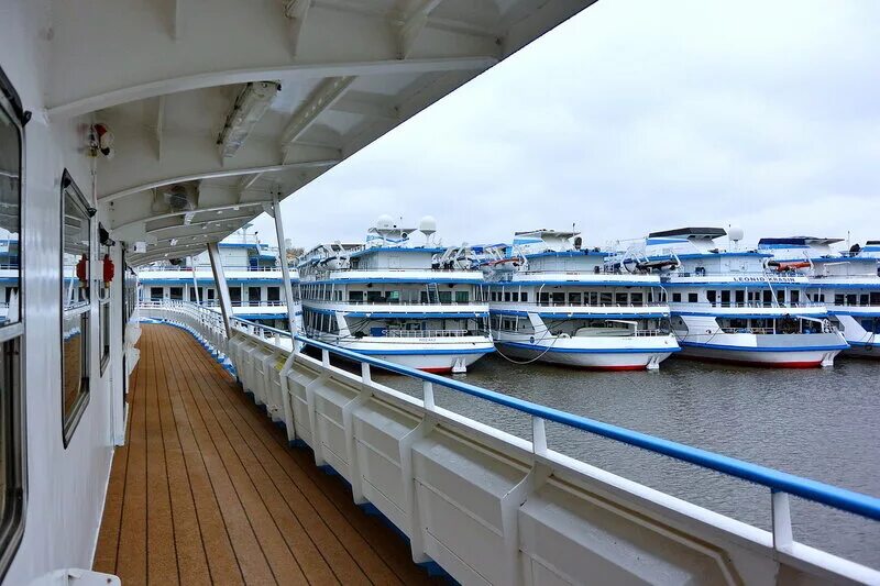 хирург разумовский теплоход 2021. теплоход александр бенуа 2022. волга дрим теплоход. теплоход мустай карим круизы 2022. речные круизы по волге 2022 г.