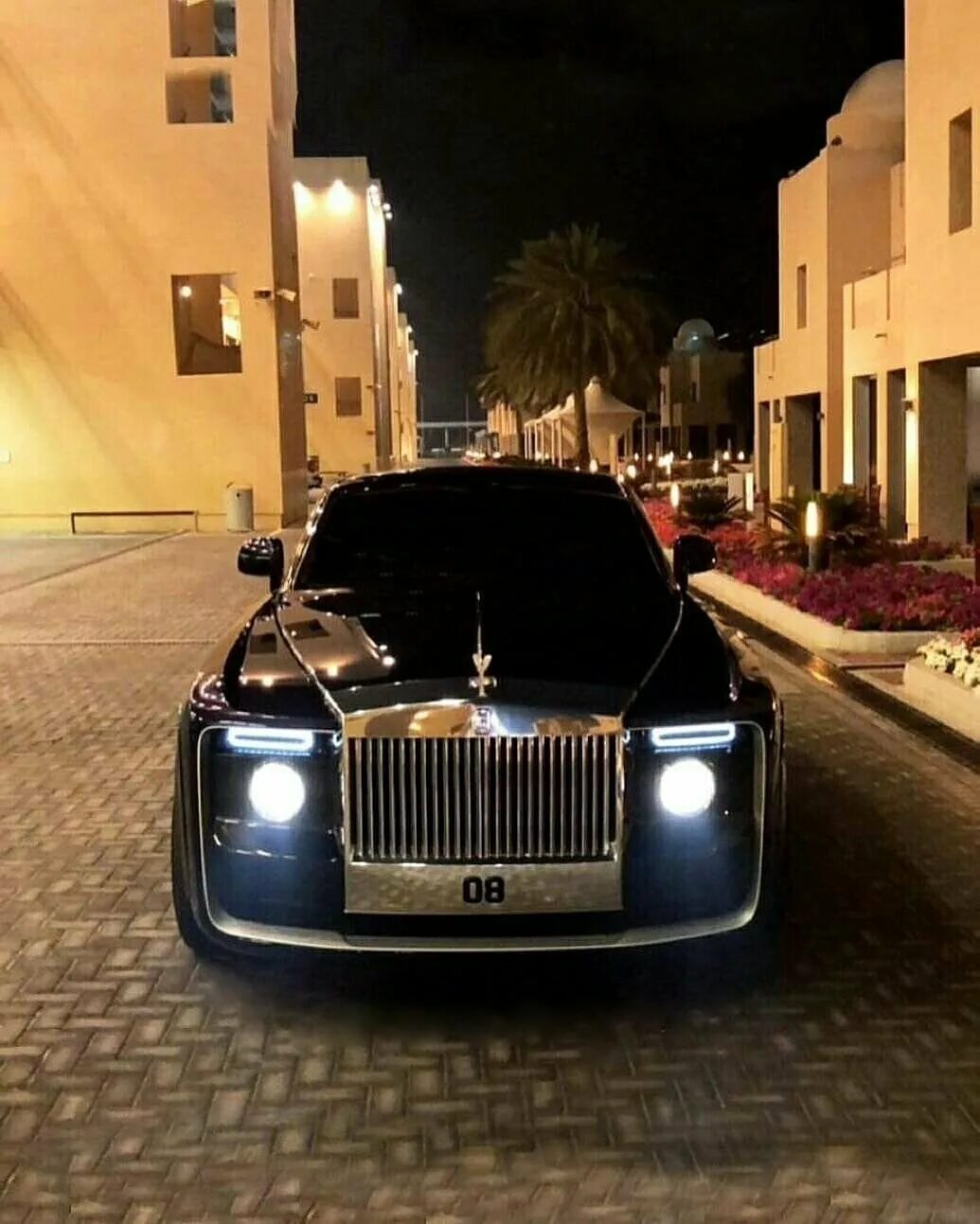 Машина Роллс Ройс. Роллс Ройс Брабус. Rolls Royce Phantom. Роллс Ройс Луксури. Богатая машина бедная машина