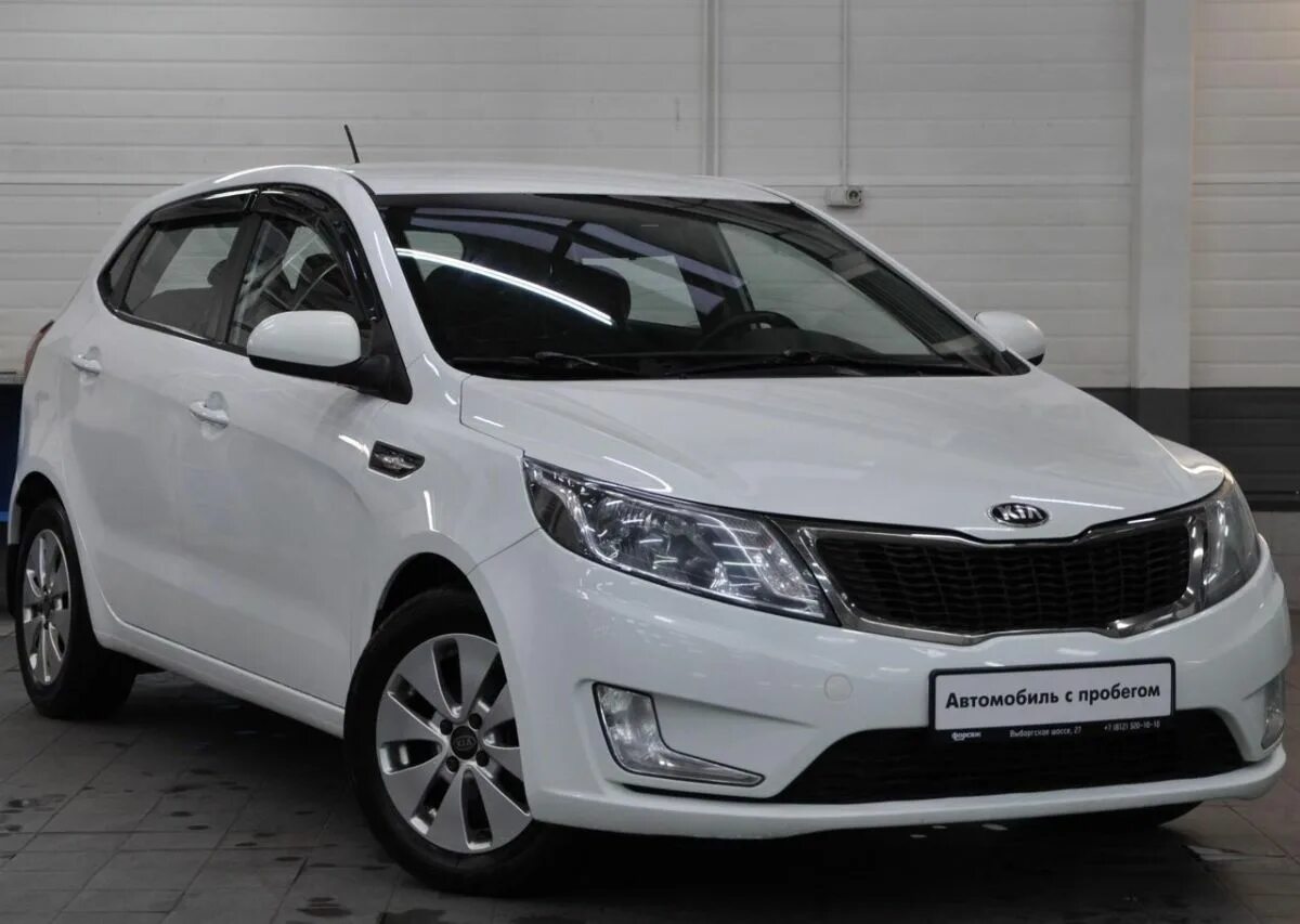 Kia Rio 2014 комплектации. Киа Рио 2014 хэтчбек Золотая. Киа Рио 2014 хэтчбек цена с пробегом. Ростовской области с пробегом купить Киа.