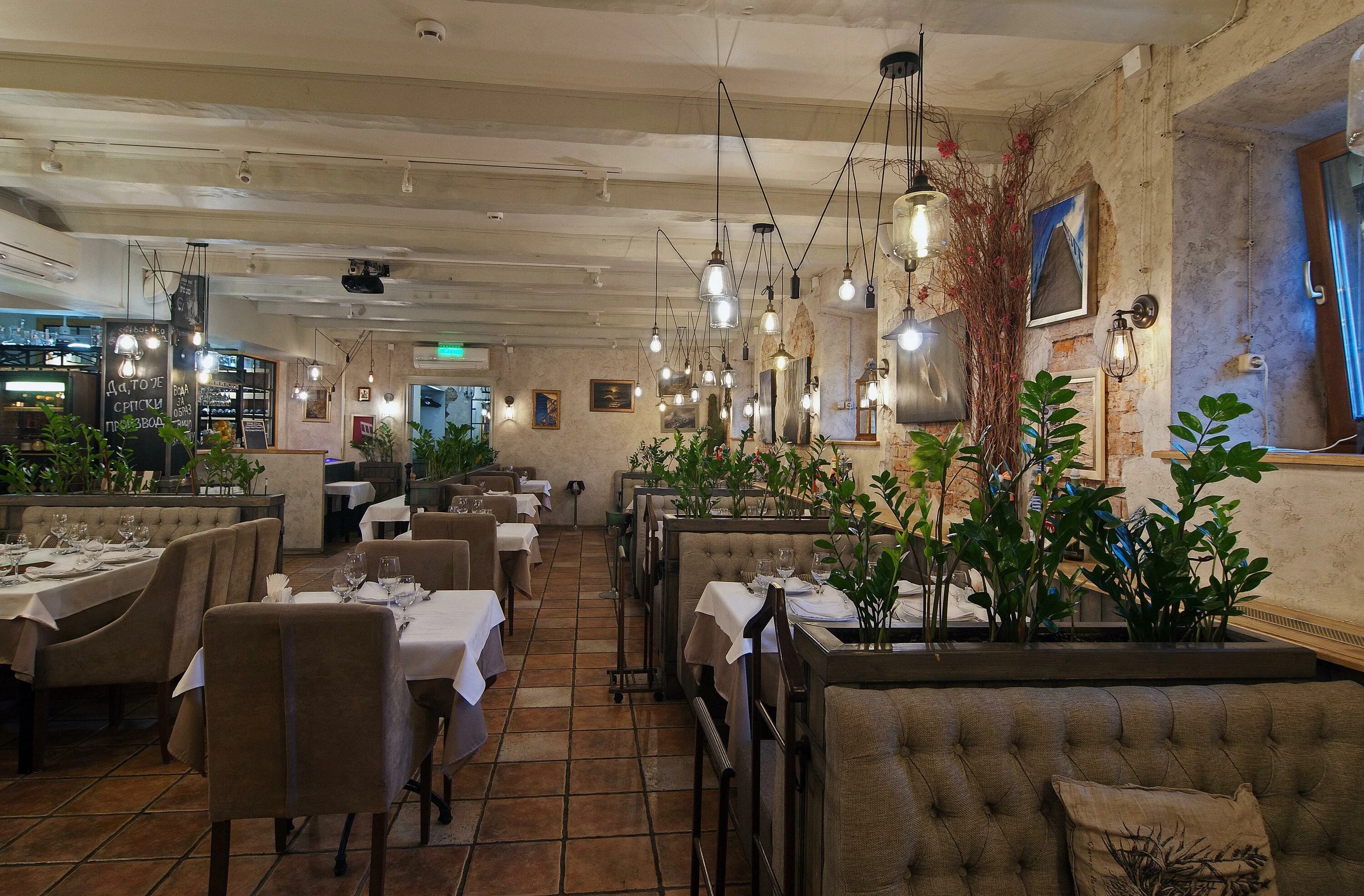 сербский ресторан субботица в москве. ресторан субботица садовая кудринская. субботица сербская кухня москва. субботица сербская кухня москва. субботица на садовой кудринской.