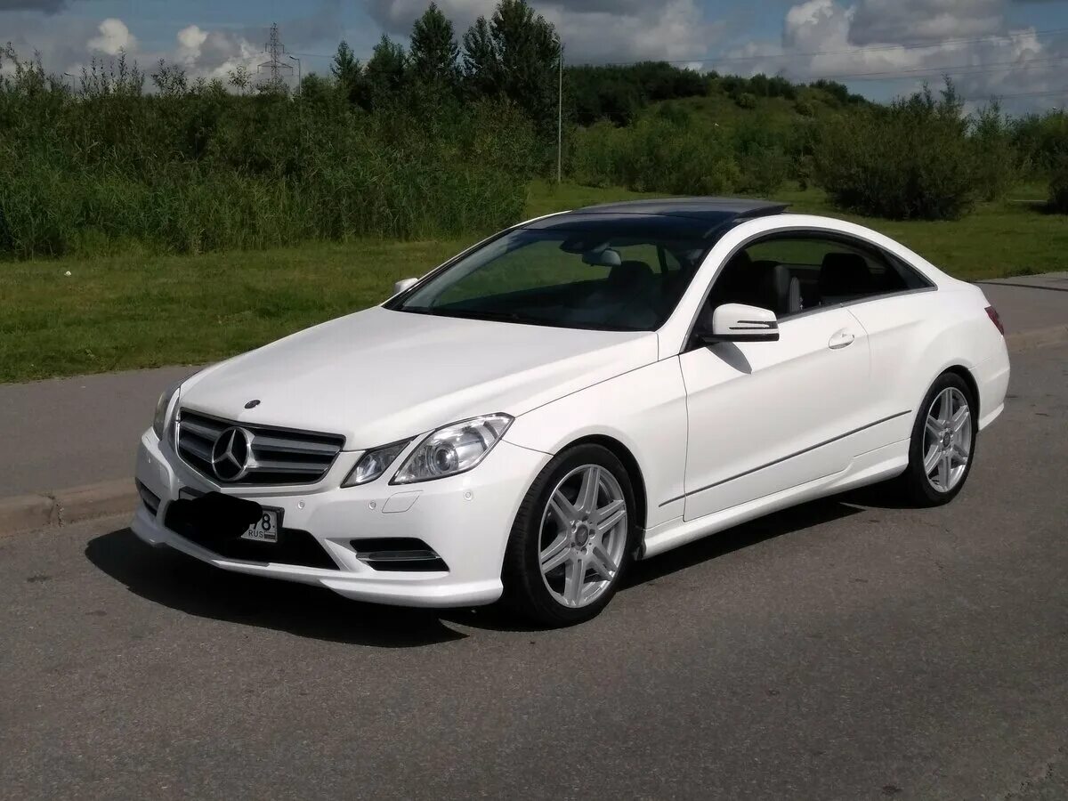 Куплю б у mercedes benz. Mercedes e class Coupe 2012. Mercedes e 212 Coupe. Mercedes-Benz e Coupe (c207). Mercedes-Benz c-class (w207).