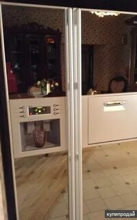 Зеркальный холодильник