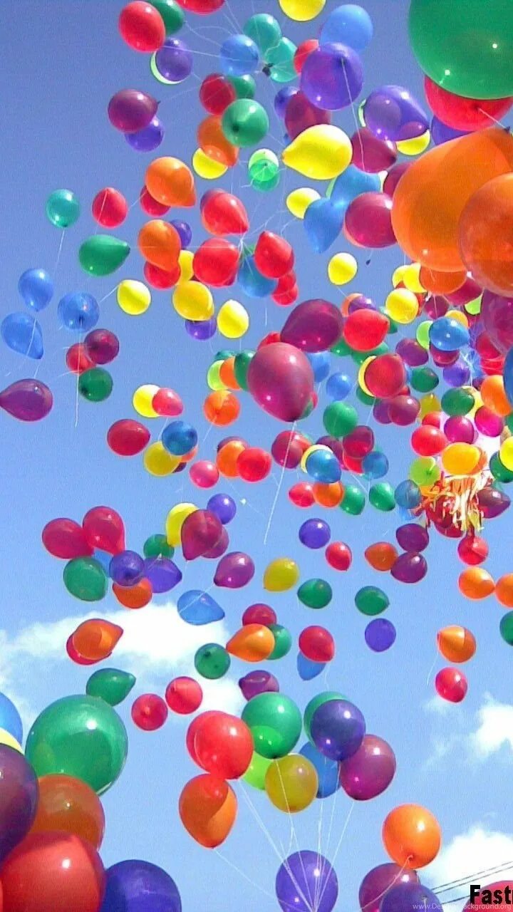 С днём рождения шарики. Воздушный шарик. Поздравительная открытка с шариками. Открытки с днём рождения с шариками. Поздравление женщине с шарами