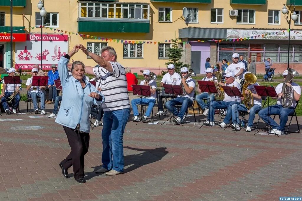 Погода в кстове по часам. Город Кстово Нижегородской области. День города Кстово. Кстово сейчас. Город Кстово сейчас.