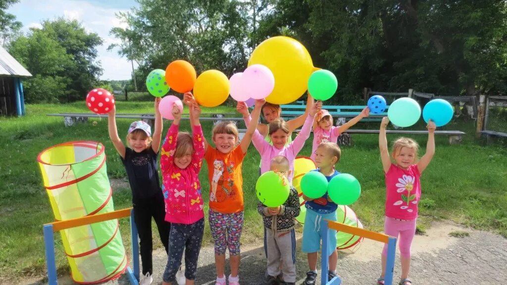 Конкурсы с воздушными шариками. Праздник с воздушными шарами. Игровая программа разноцветные шары. Игровая программа воздушный шар. Игровая программа день воздушного шарика.