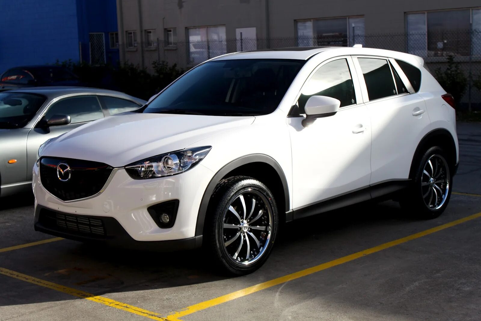 Мазда cx5 2014. Mazda CX 5 White. Mazda CX 5 белая. Mazda CX-5 2015 белый. Мазда СХ-5 белая 2014.