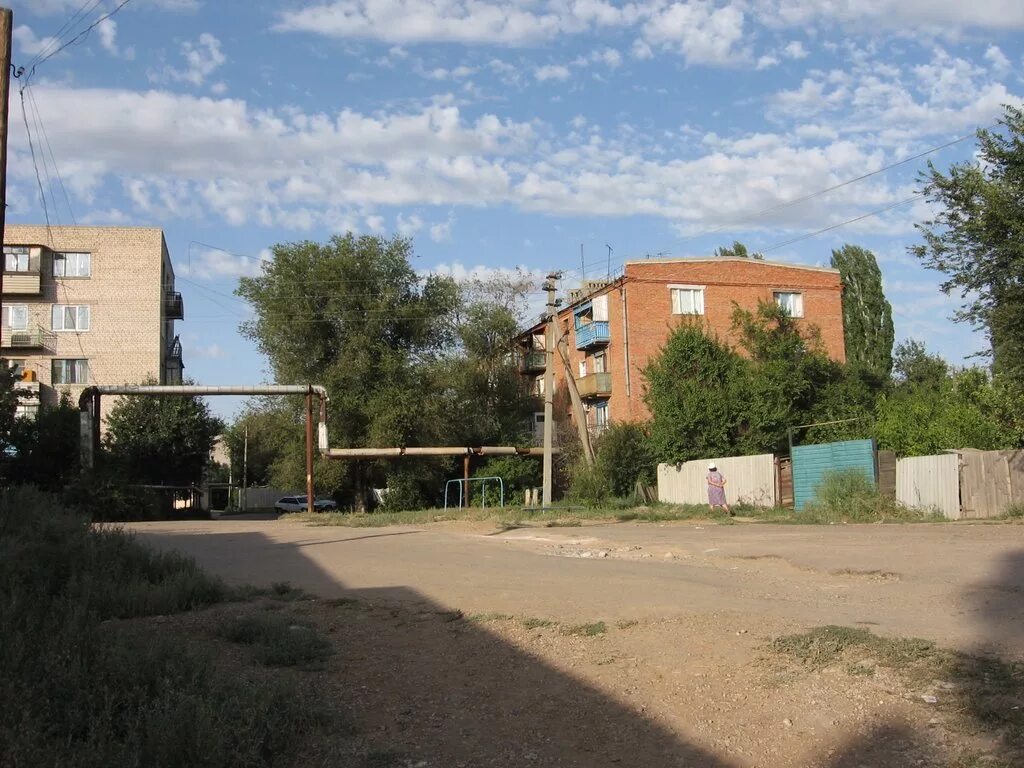 Улица ахтубинская. Старый ахтубинск. Улица ахтубинская. Ахтубинск фото города. Астрахань золотуха.