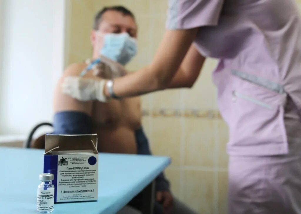 Вакцинация врач. Главный врач вакцинация. Стома гомель. Главный врач мамадышской црб. Эпидемия гриппа.