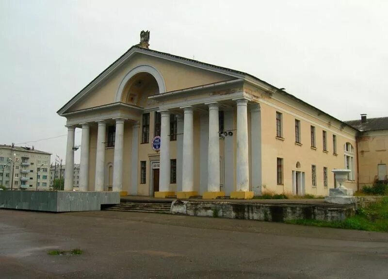 дк котлас. дом культуры города котласа.