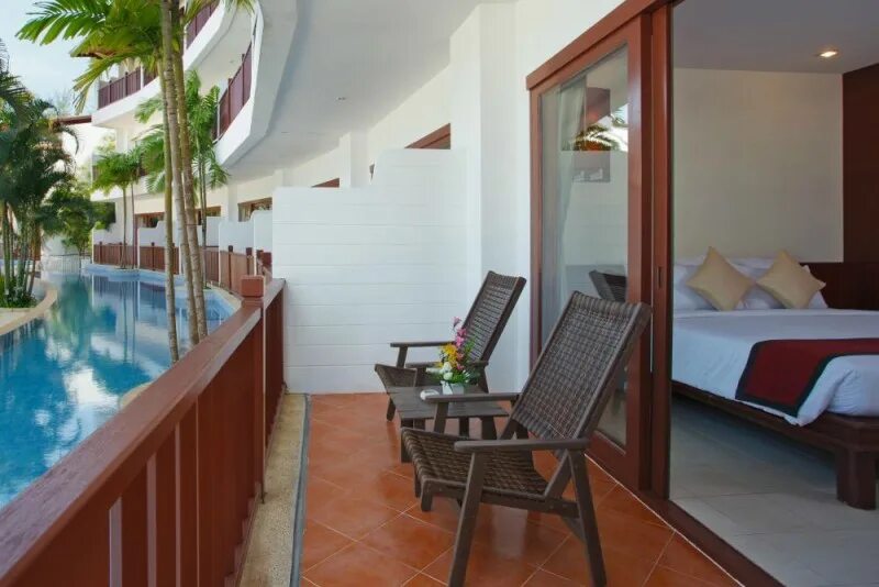 Arinara bangtao resort 4. Аринара отель Пхукет. Arinara Bangtao Beach Resort 4 Таиланд. Тайланд отель Аринара Бангтао Бич. Arinara Beach Resort Phuket 4* (Банг Тао).