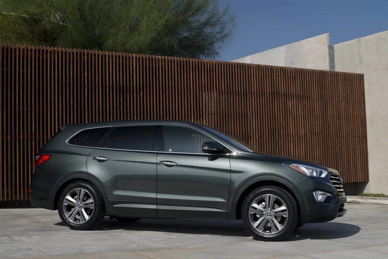 Новый санта фе 2024. Новый хендай 2013. 6. Хендай санта фе 2023. Hyundai grand santa fe.