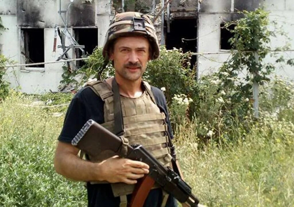 грозовые ворота актеры анатолий пашинин. анатолий пашинин грозовые ворота. предатель из грозовых ворот. александр доронин грозовые ворота. анатолий пашинин грозовые ворота.