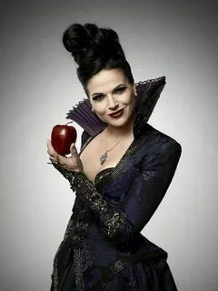 Evil queen ring