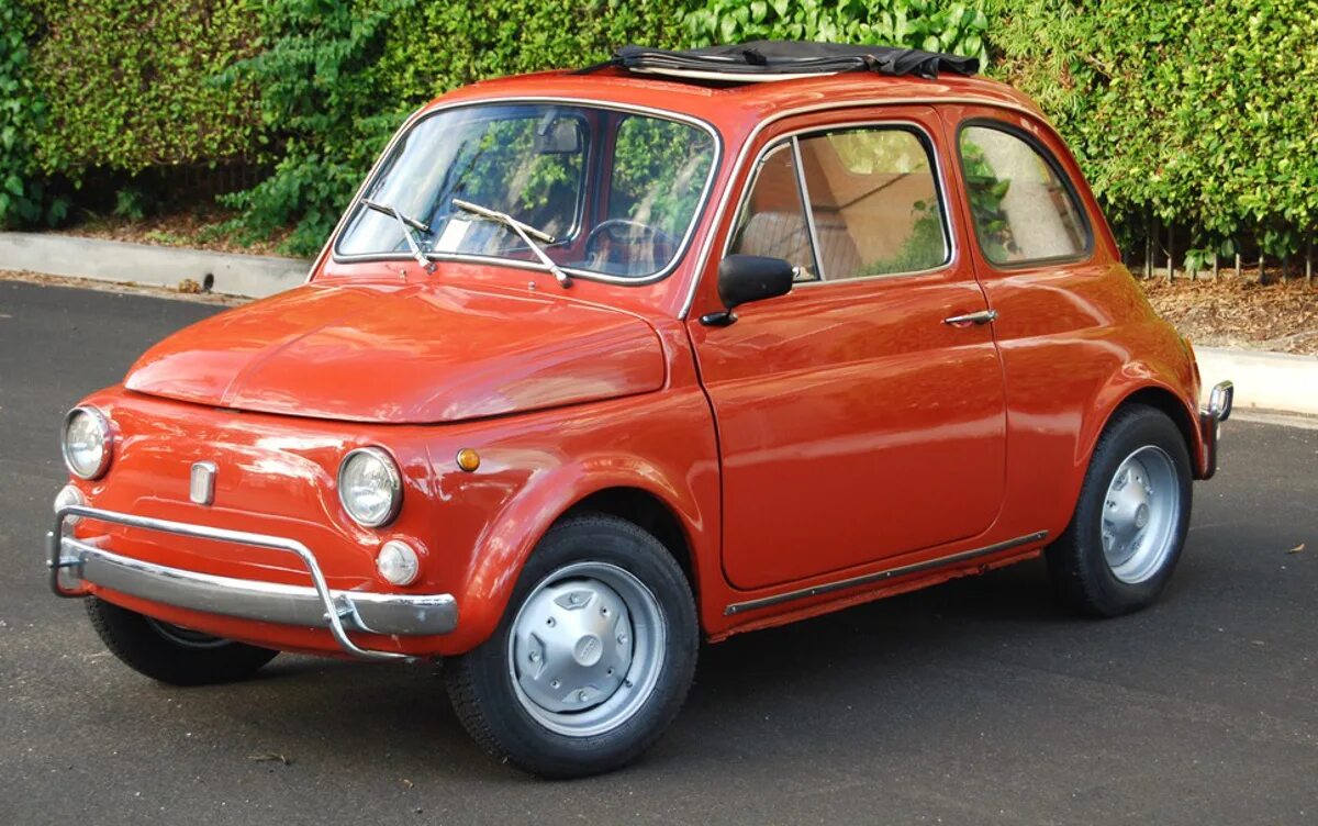 Купить б у fiat. Fiat 500 1970. Fiat 500 1 поколение. Fiat 500 Red.