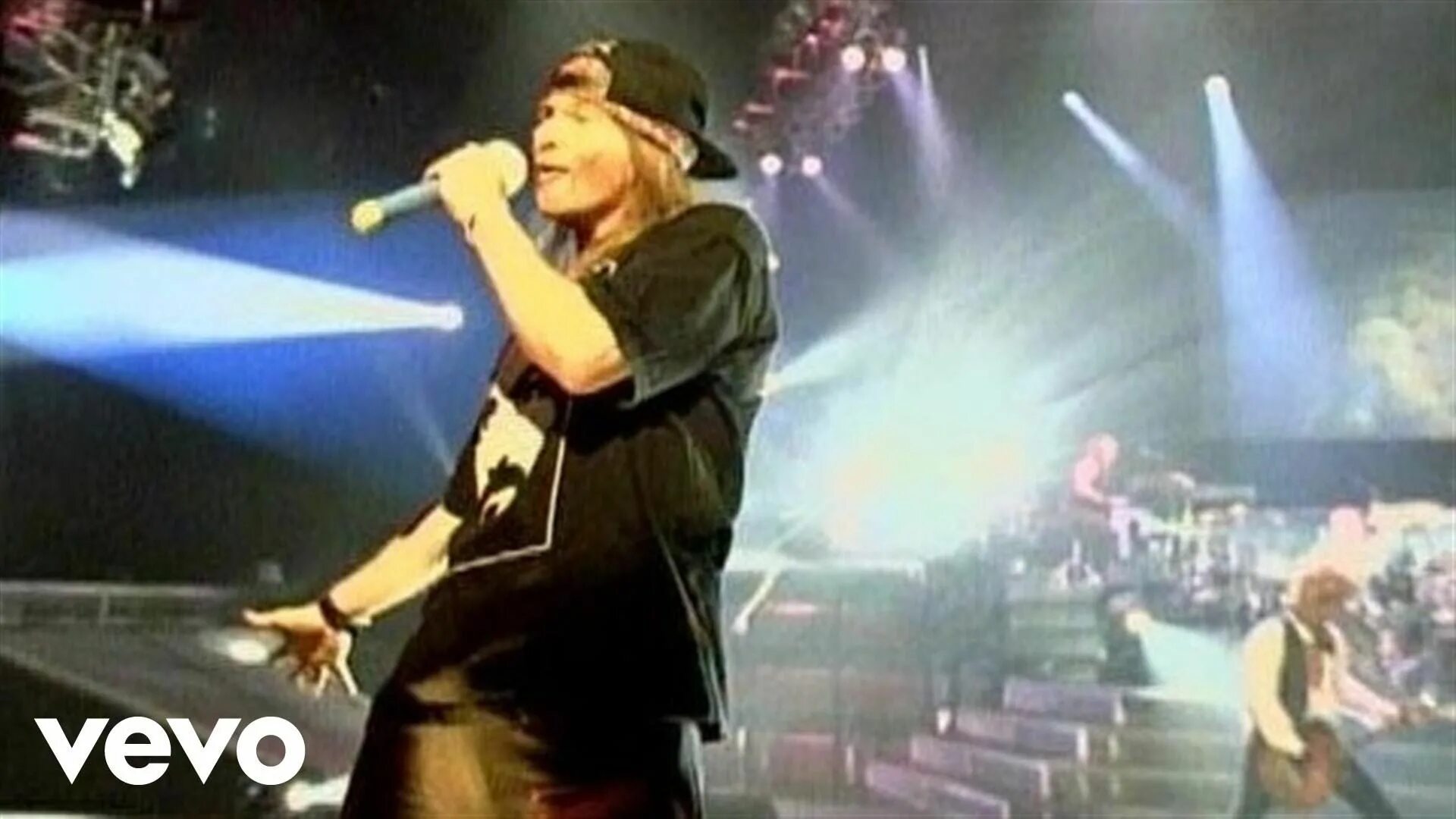 Guns n roses november rain клип. Estranged: the departure. Estranged guns n' roses. Estranged guns n' roses. Guns n roses с гитарами обложка.