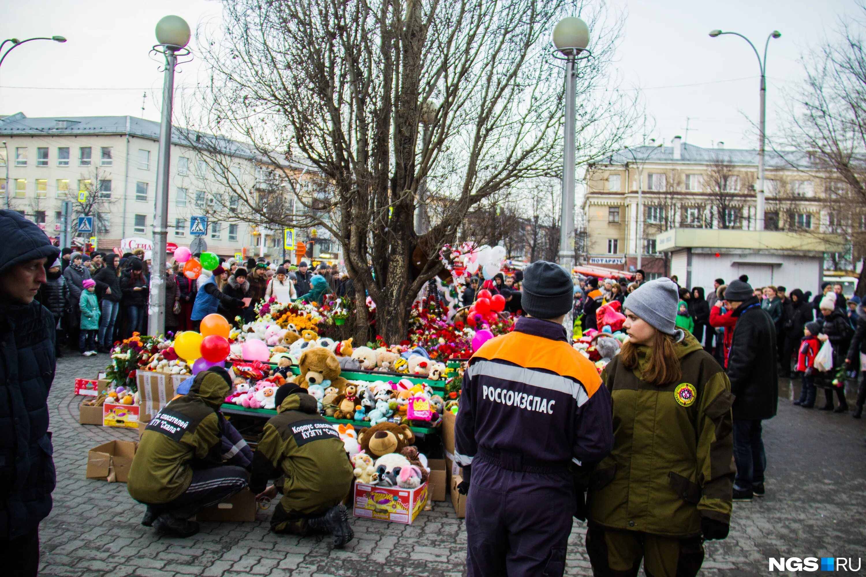 кемерово криатлон юрга. кемерово московская площадь арена кузбасс. кемерово сегодня. кемеровоспецстрой директор кемерово. репортаж кемерово.
