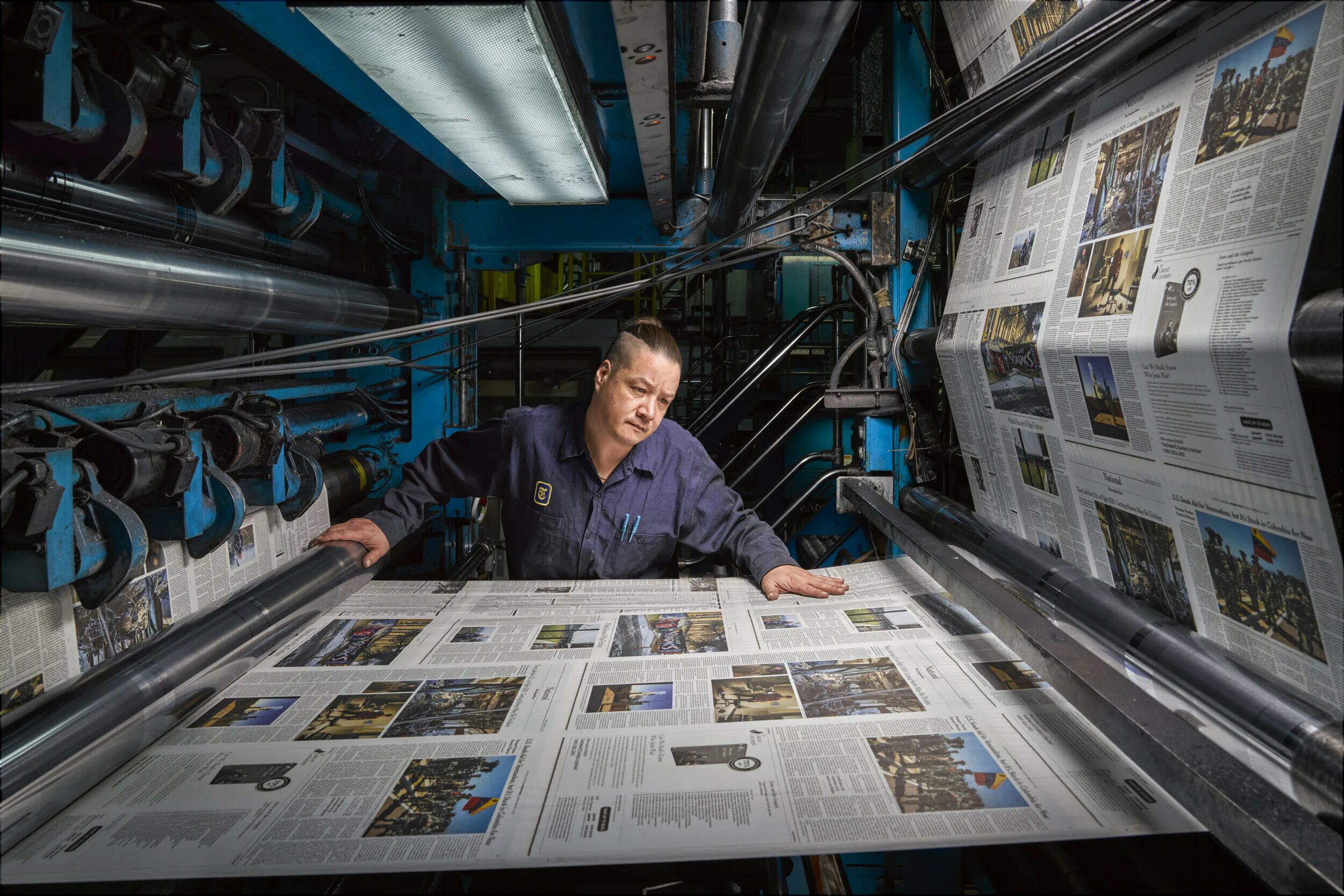 Newspaper publishing. Newspaper Printing. Офсетная печать газет. Газеты книгопечатание. News принт.