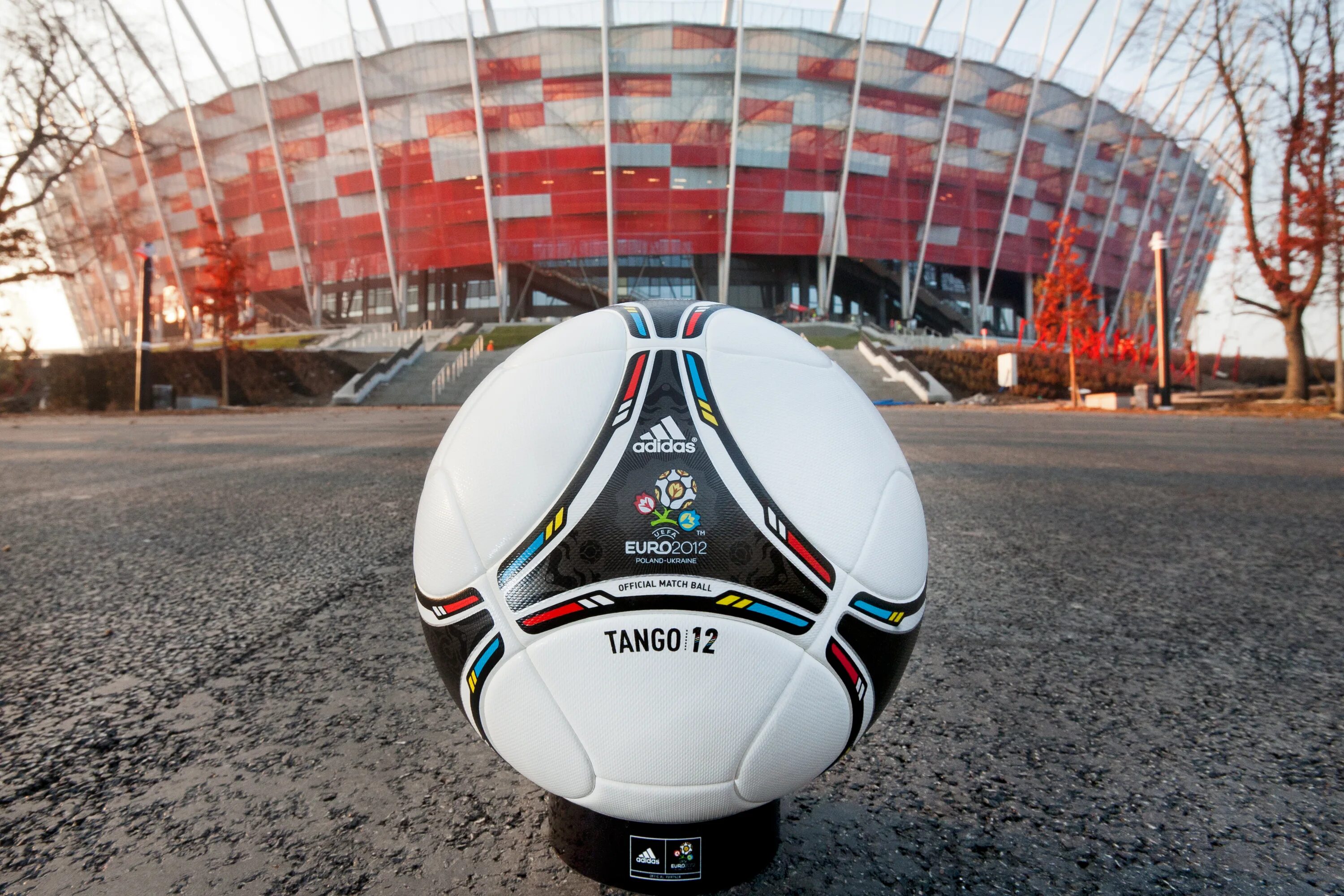 Мяч 12. Мяч adidas tango 12. мяч адидас tango 12 poland ukraine 2012. adidas euro 2012 мяч. мяч adidas world cup 2012.
