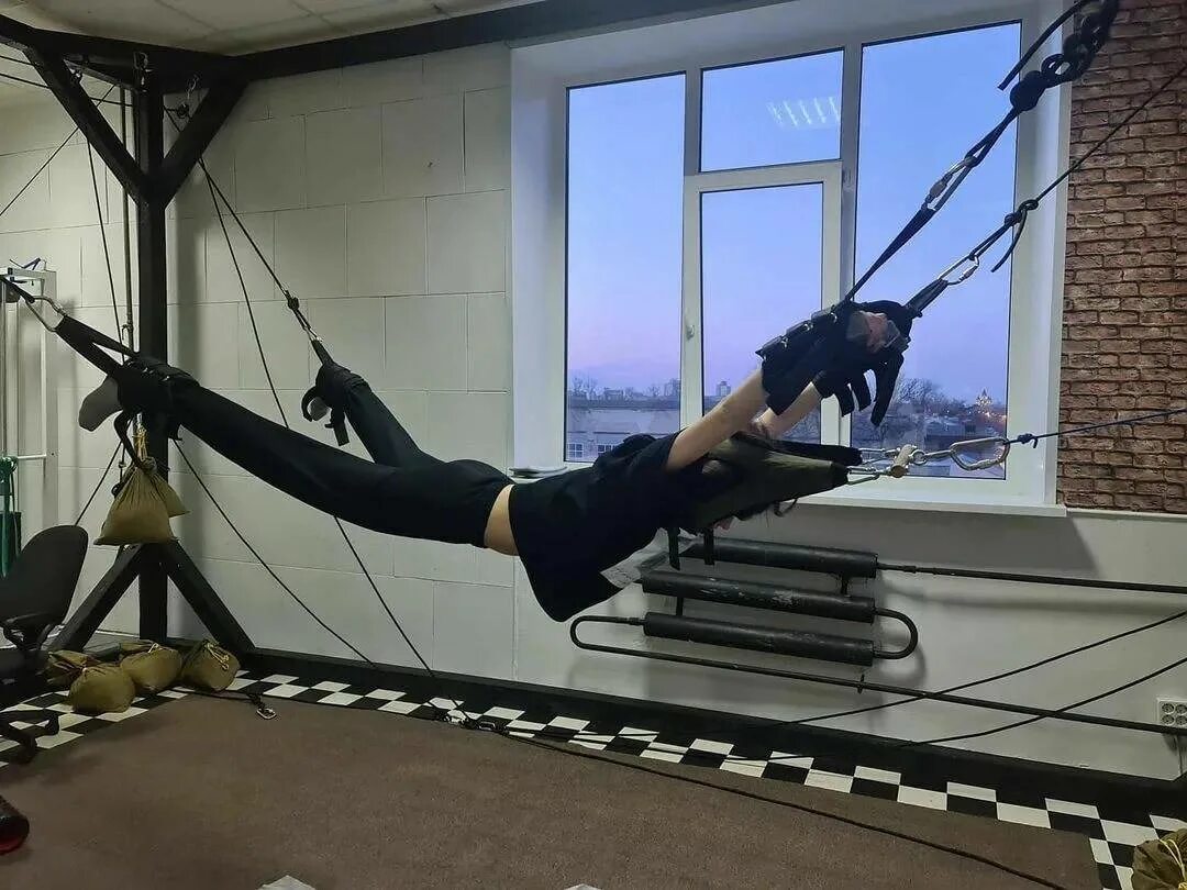 Пилатес на тренажерах. Technogym kinesis упражнения. Тренажеры подсознания тлиашинова. Тренажеры подсознания тлиашинова. Technogym kinesis personal heritage.