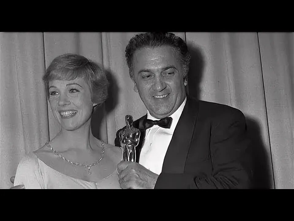 Песня я как федерико феллини дайте оскар. Oscar 1964. Федерико Феллини Оскар. 8 1/2 Феллини. Я как Федерико Феллини дайте Оскар.