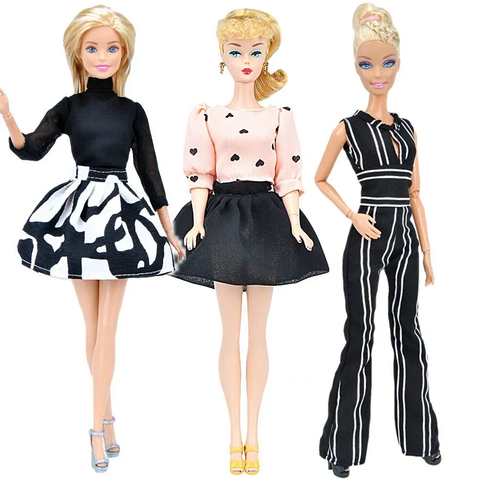 Какую одежду для кукол. Костюм аутфит Барби. Одежда для Барби. Одежда для кукол Барби. Модные куклы Барби.