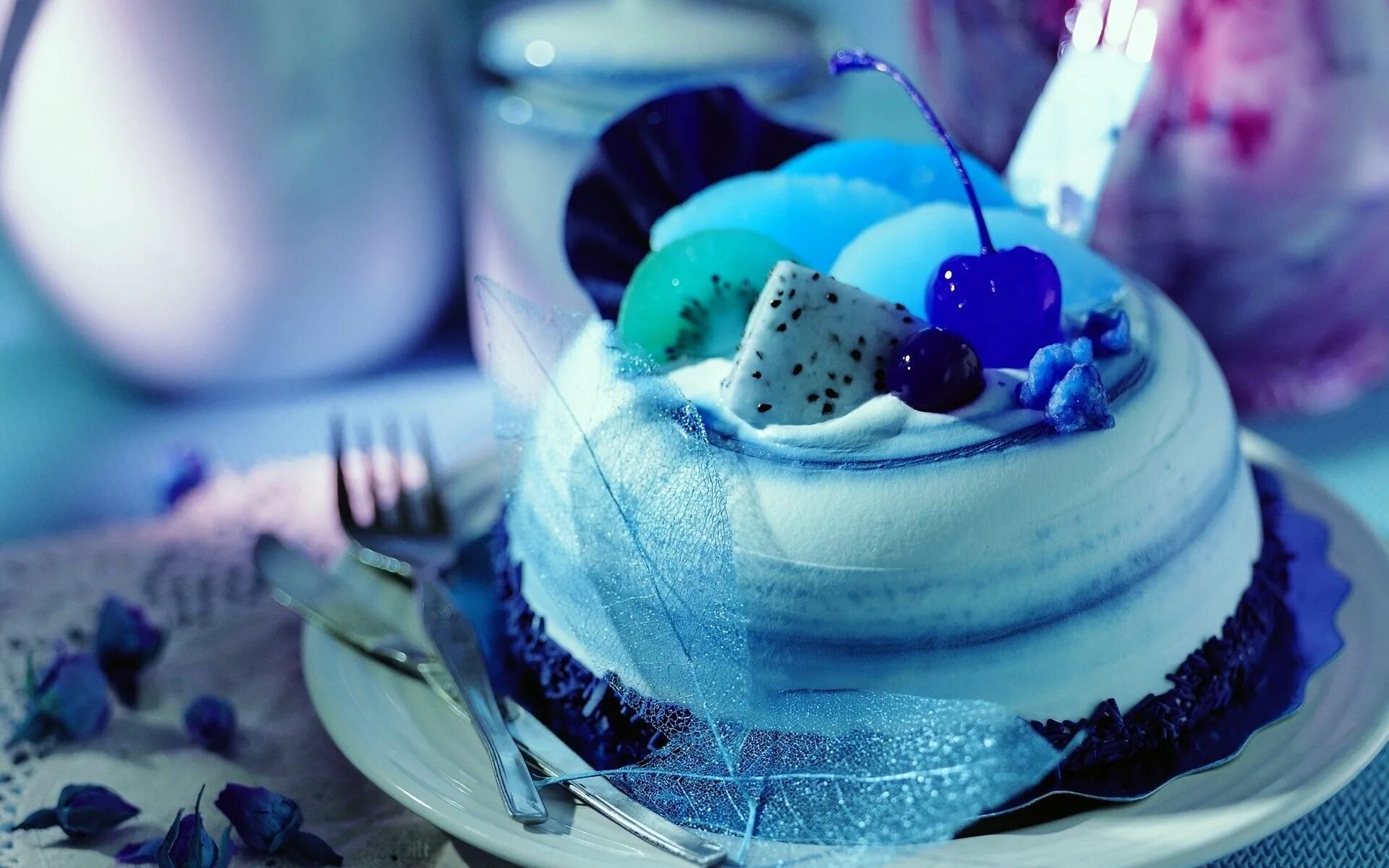 И ласковей морей сладости. Необычные Десерты. Голубой десерт. Десерты голубого цвета. Нежный десерт.