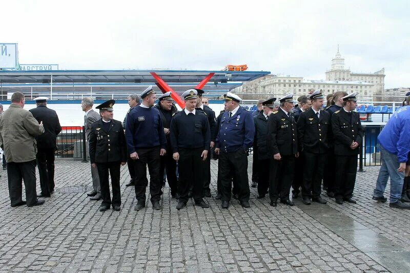 Открытие навигации ярославль. Открытие навигации в спб. открытие навигации в омске 2025. фото открытия навигации в питере 24. открытие навигации на южном.