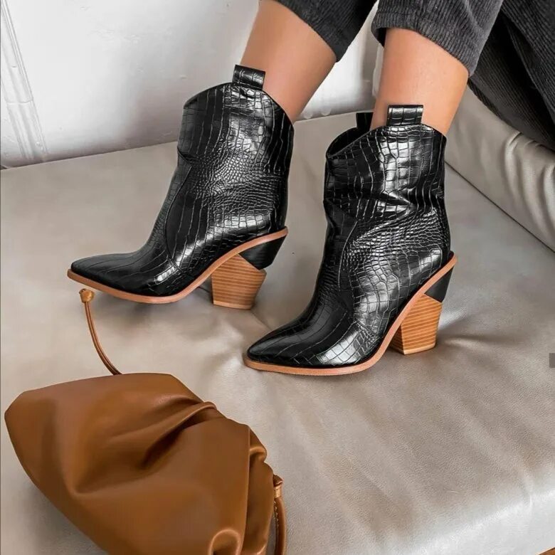 сапоги казаки рандеву. казачки обувь женские. Etor обувь женская полусапожки. сапоги казачки женские. ковбойские сапоги ариат.