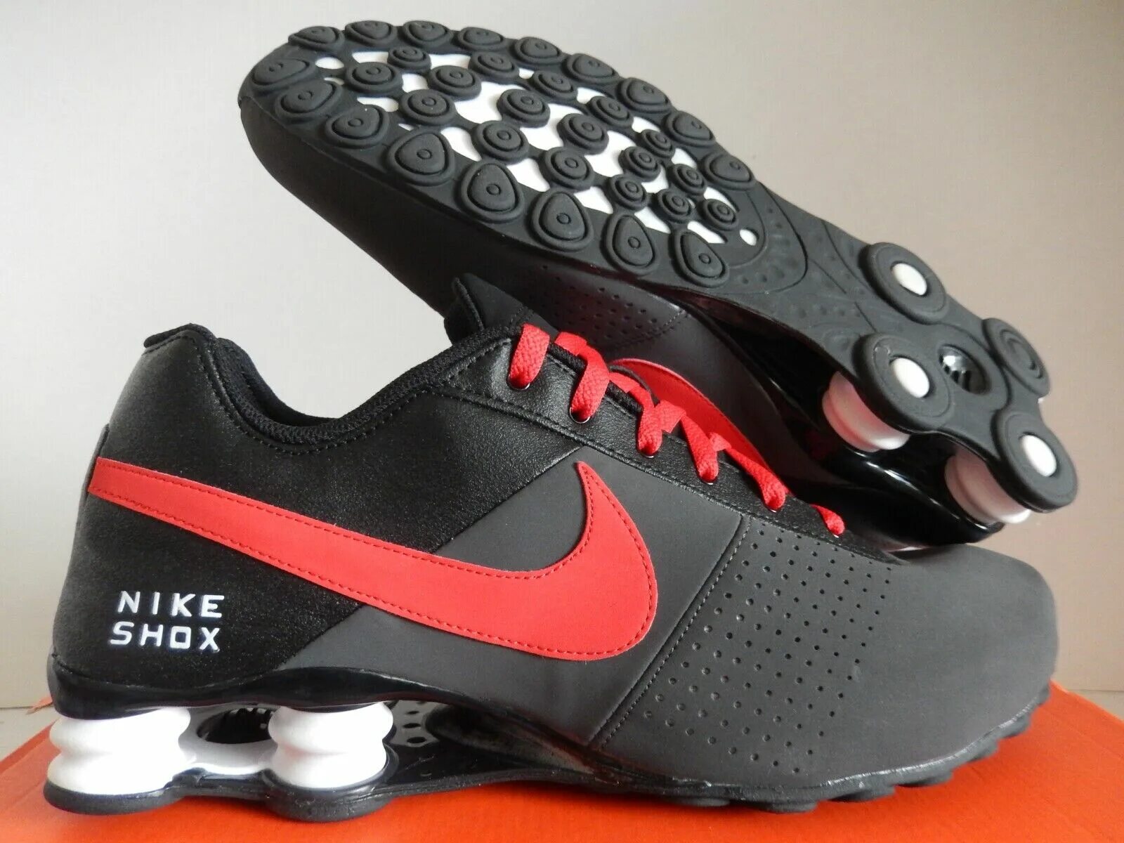 Найк шокс. Nike Shox deliver. Nike Shox Black Red. Nike Shox White Red.