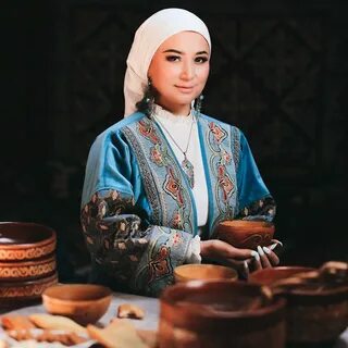 Жалған трансвеститтердің суреттері