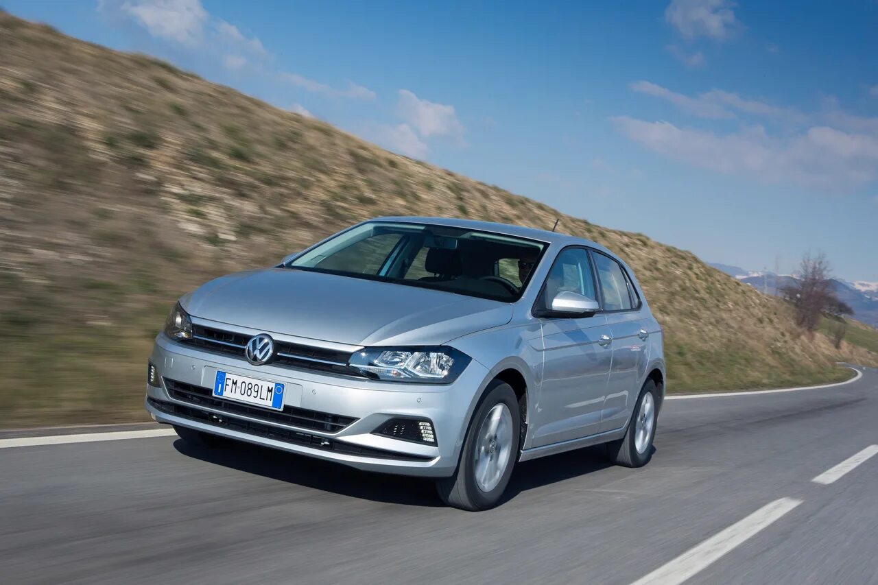 Volkswagen страна. Фольксваген поло 1. Volkswagen Polo 7 поколение. Фольксваген поло 1.0. Фольксваген TGI.