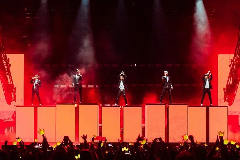 Bigbang 2024. Big bang concert. Big bang made. Made tour. Big bang участники 2022.