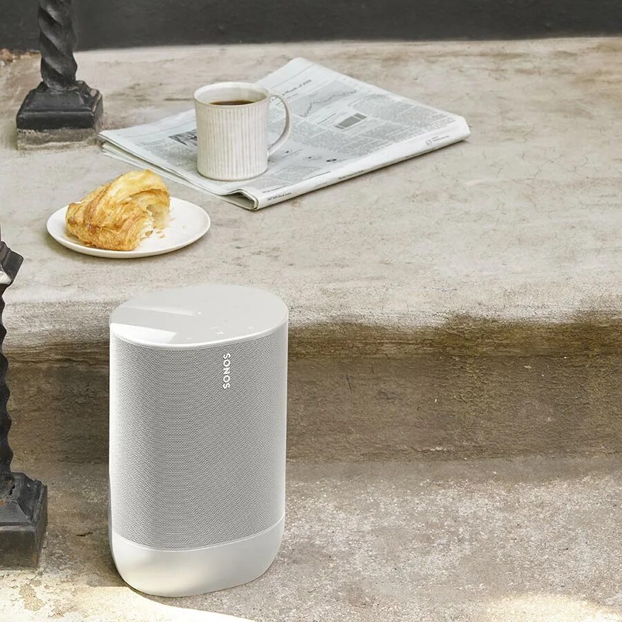 Move white. Move white. Колонка sonos move black. Портативная колонка сонос. Колонка sonos move white.
