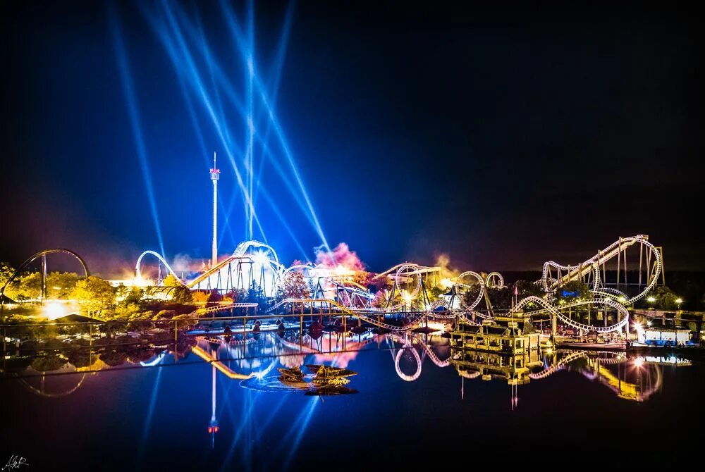 Европейский развлечения. Heide Park Германия. Парк аттракционов Хайде парк. Европа-парк Германия аттракционы. Парк аттракционов Europa Park в Германии.