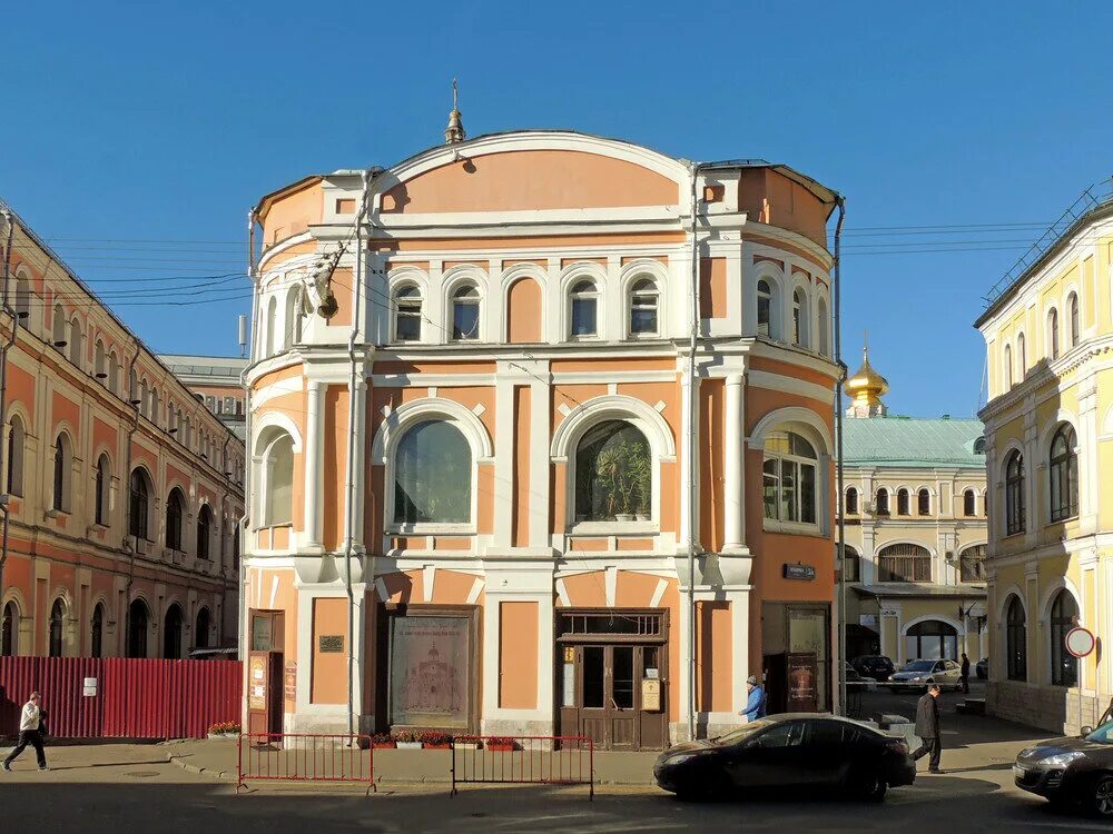церковь ильи пророка в москве на ильинке. церковь ильи пророка в москве на ильинке. храм пророка божия илии на новгородском подворье, москва. храм пророка илии на ильинке. храм илии пророка на ильинке.