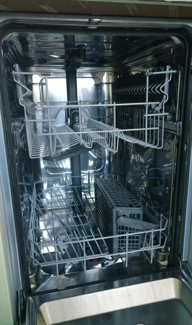 Бош посудомойка spv53mooru первый запуск. Посудомоечные машины bosch 60 smv40fx01r. Электролюкс 4222 посудомойка. Первый запуск посудомоечной машины беко. Пмм электролюкс первый запуск.