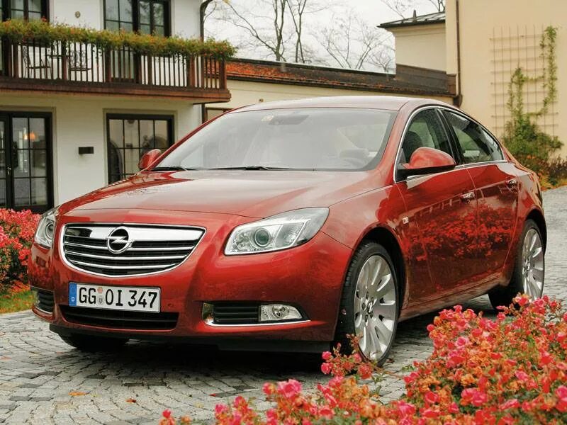 Опель инсигния 1 поколение. Opel insignia 2012. Опель инсигния 2008. Opel insignia 2013. Opel insignia сбоку.