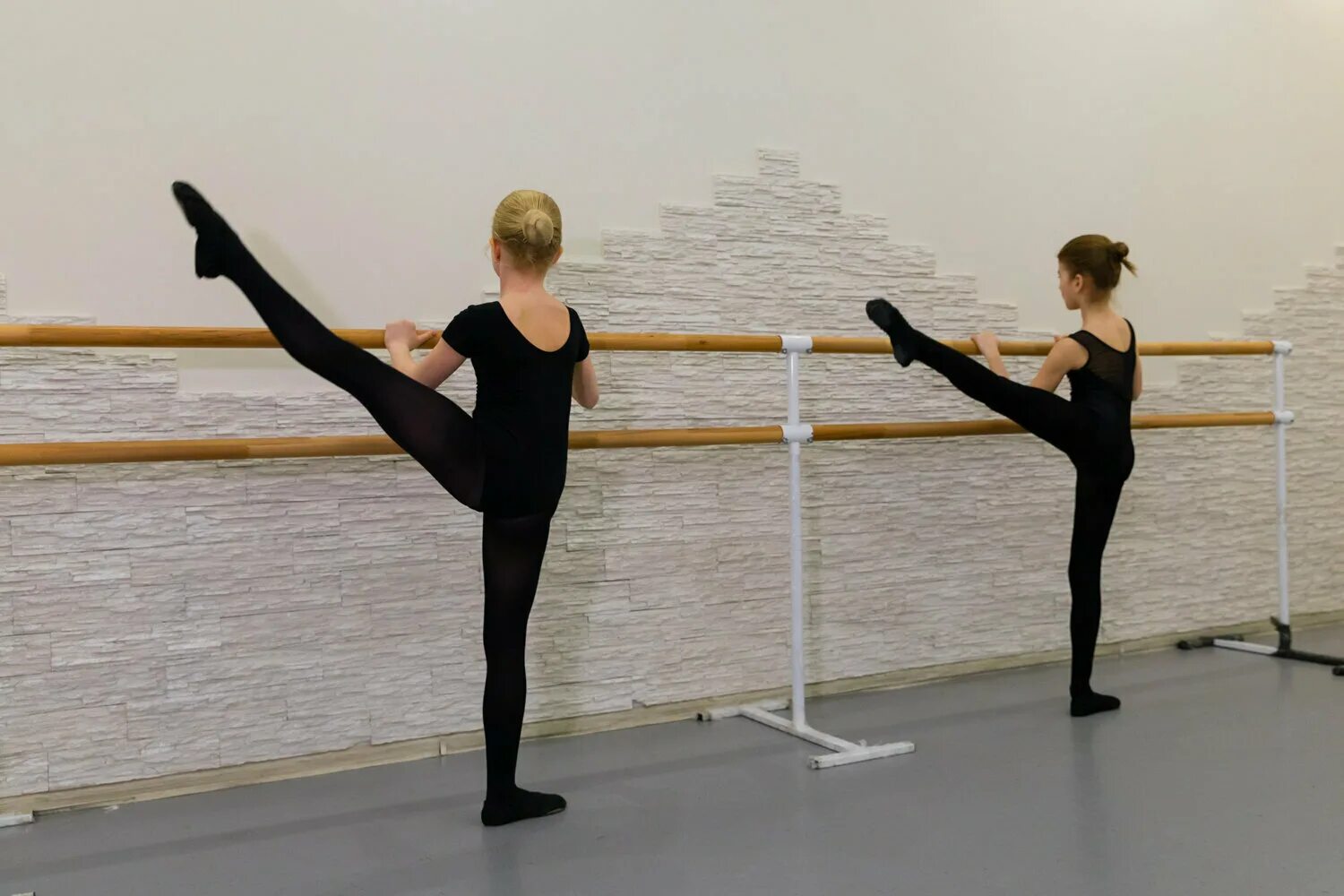 кабинова анастасия хореограф. тренер балет. урок джаз модерн. школа студия балета иданко упражнения. классика балет экзерсис.