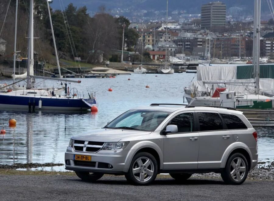 Додж Джорни 2008. Dodge Journey (JC) 2008-. Додж Джорни 2010. Dodge Journey салон. Journey 2008