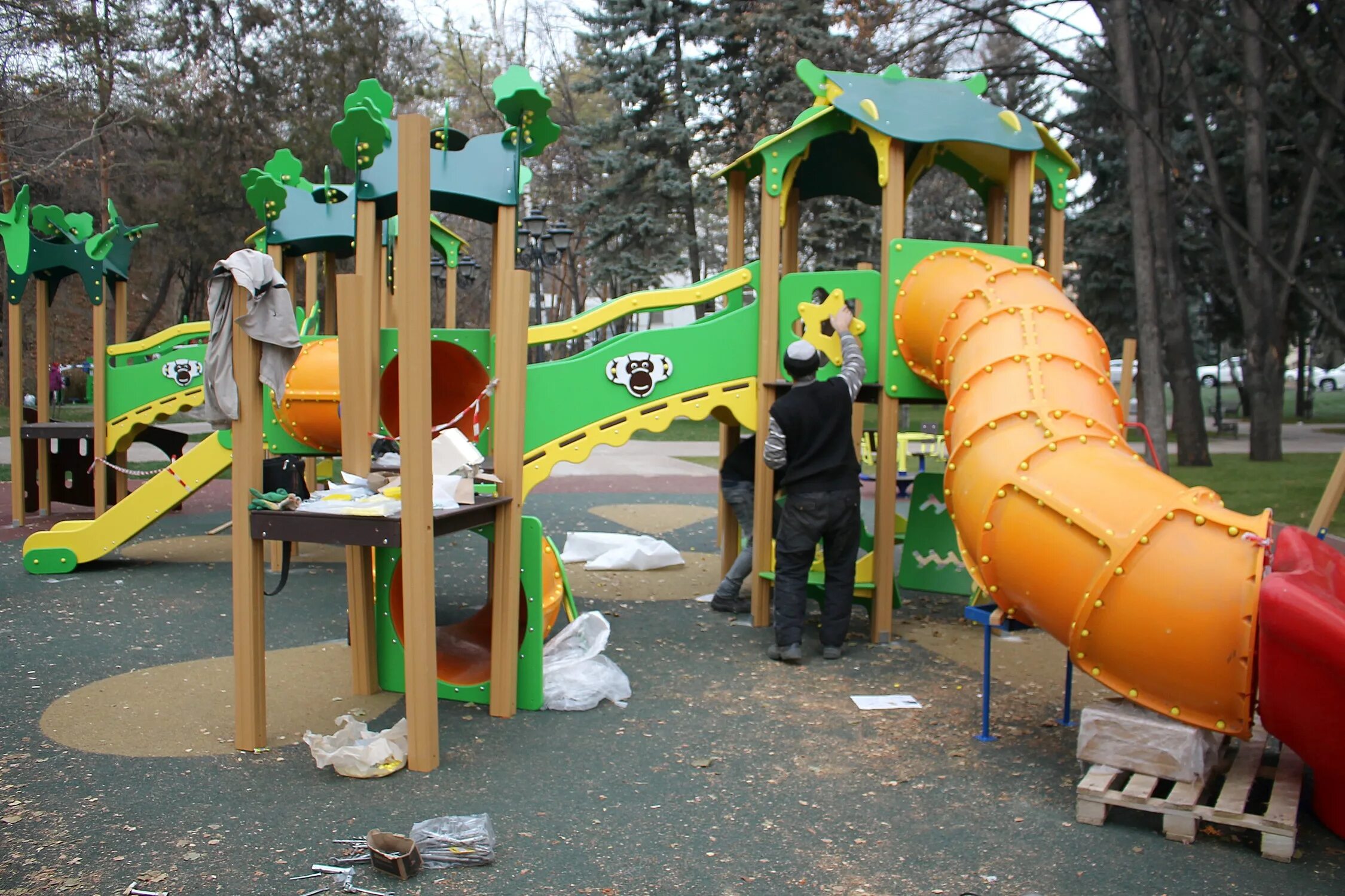 лукоморье кисловодск парк. новые детские площадки. санаторий солнечный кисловодск детский. кисловодск детские площадки в парке. детский городок кисловодск.