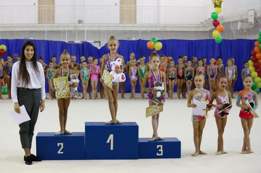 1 юношеский по художественной