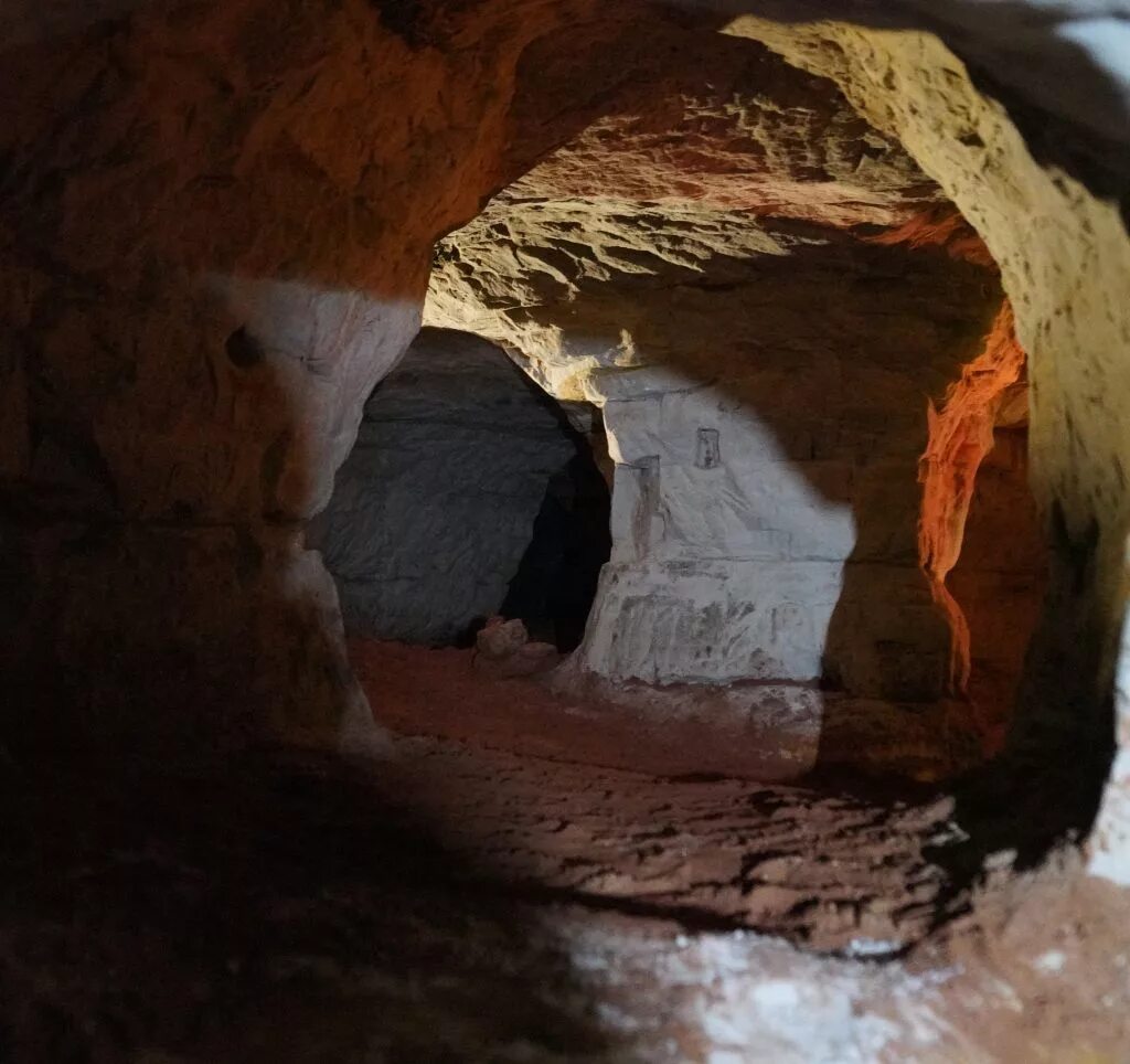 саблино питер. саблино питер. саблинский памятник природы пещеры. саблинские пещеры подземное озеро. саблино 85.