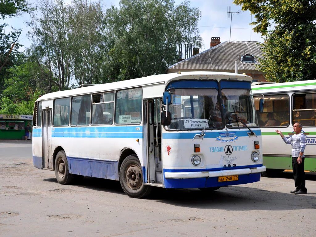 Расписание автобусов узловая тула. Автобусы богородицк тула. Автобусы богородицк тула. Богородицк автобус. Билеты на автобус москва богородицк тульской.