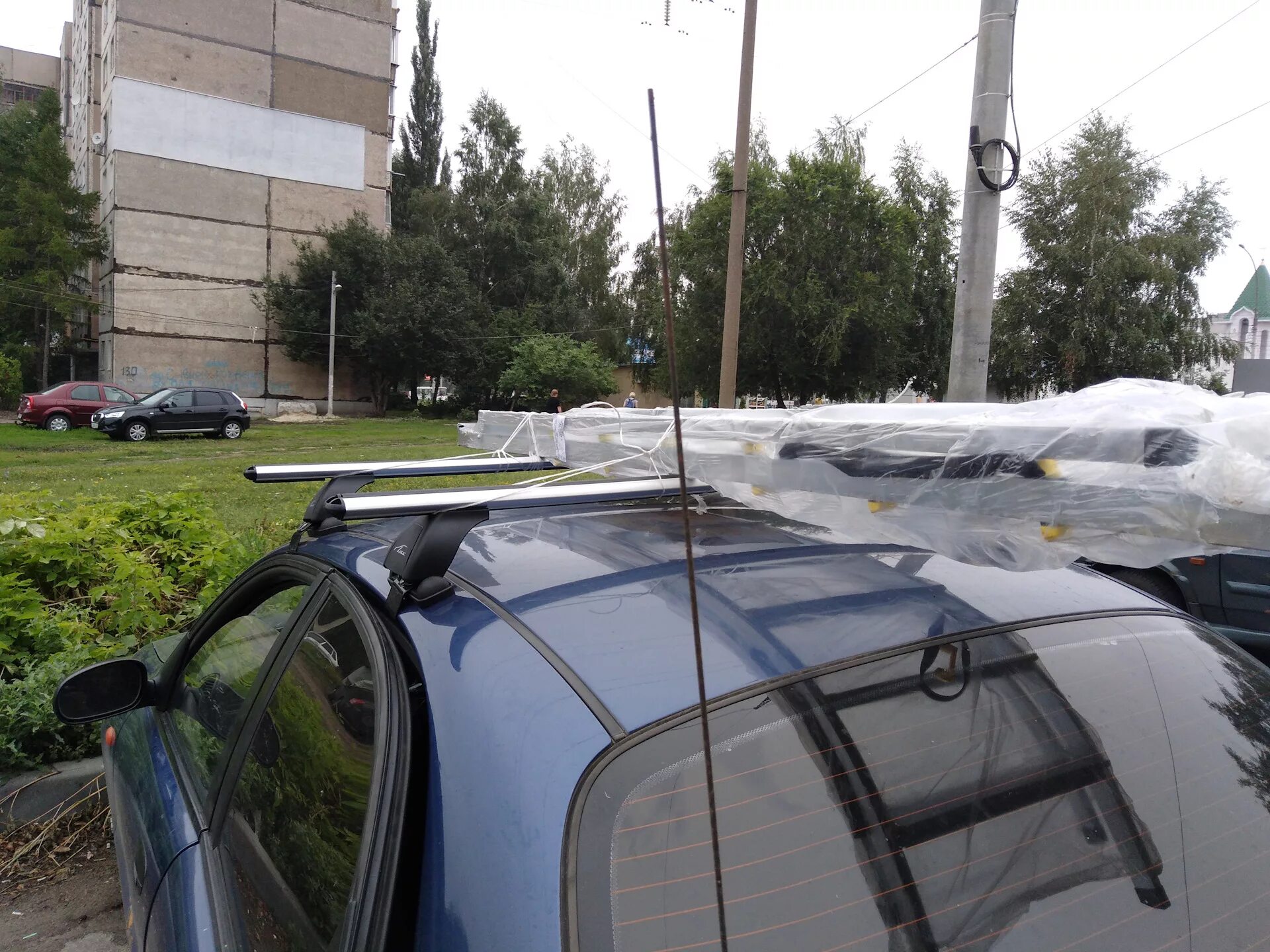 Багажник на крышу шевроле ланос. 5. Багажник на крышу daewoo lanos. 5 багажник. Багажник на крышу шевроле ланос.